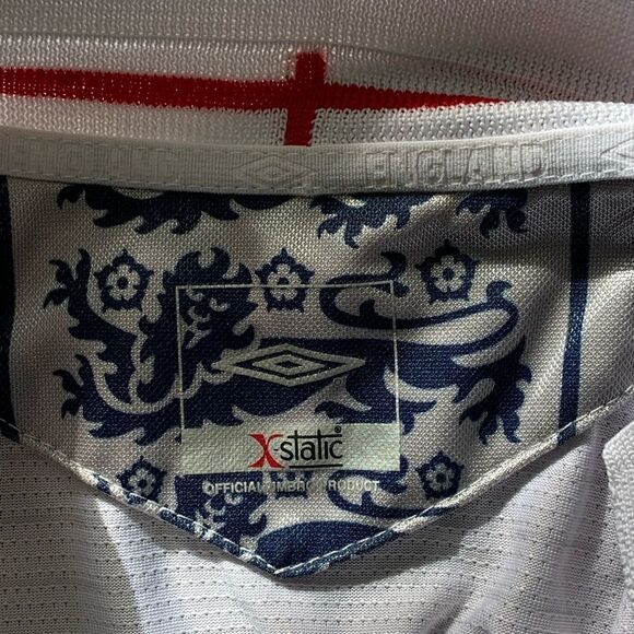 Umbro White England Men's Shirt - Picture 7 of 10